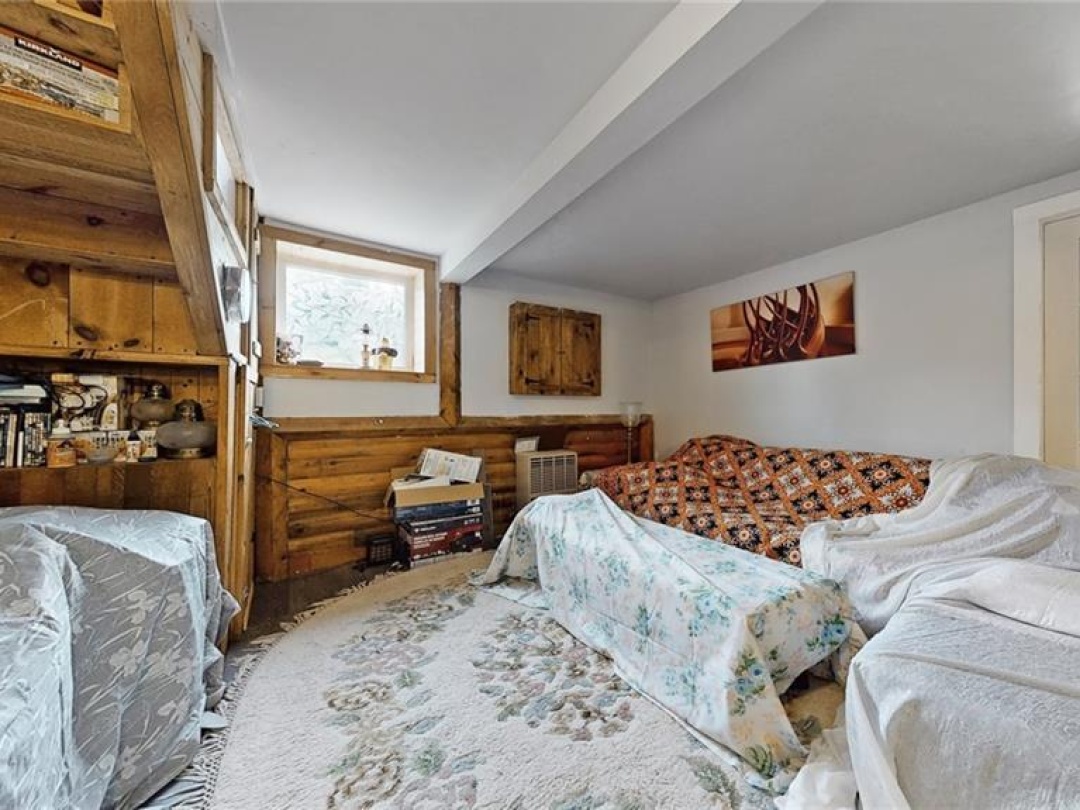 2808 Gelert Road, Minden Hills