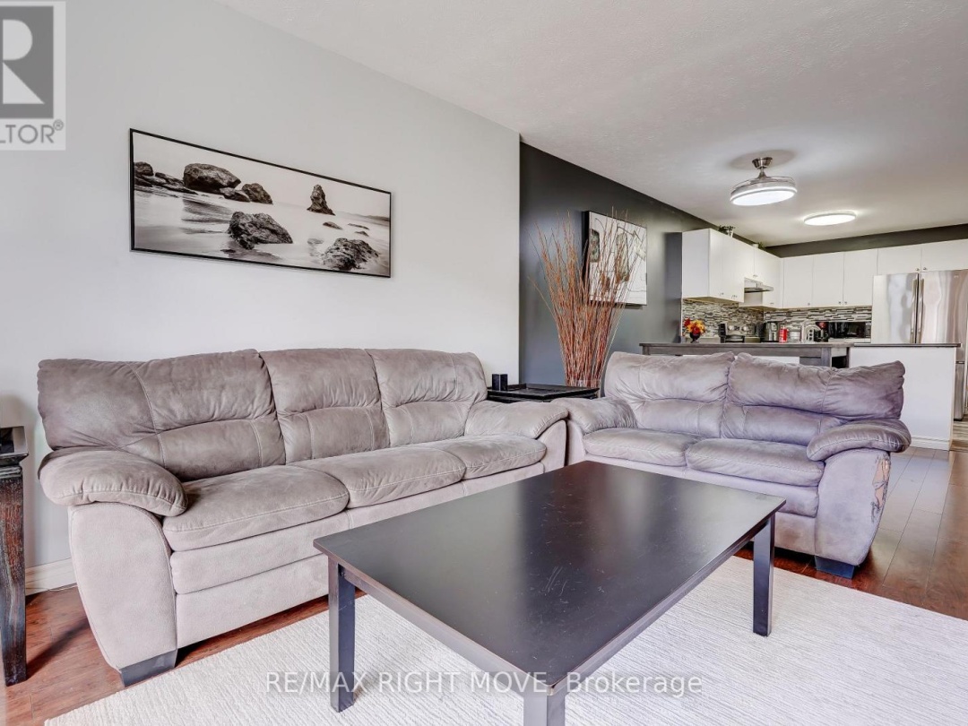 32 JULIA CRESCENT, 