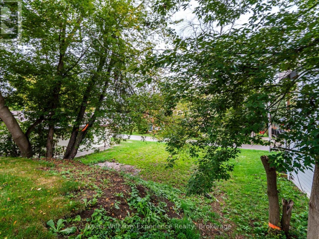 3355 MUSKOKA STREET, 