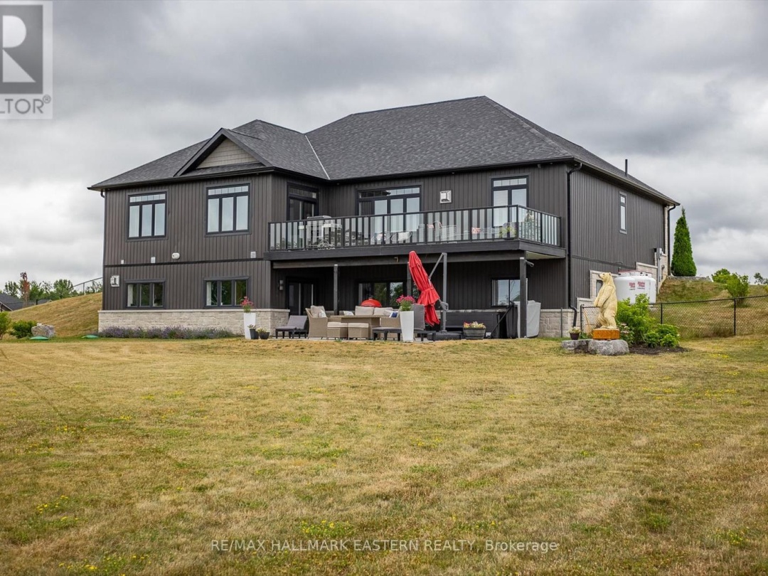 35 LAKEVIEW CRESCENT, 