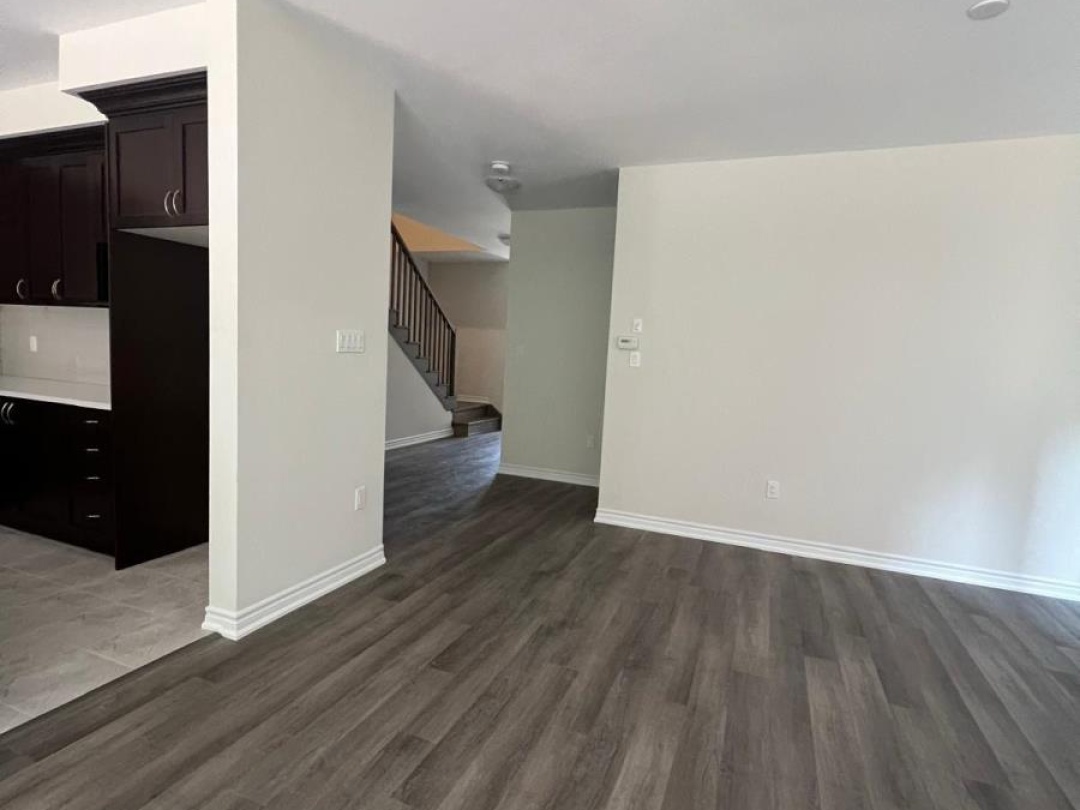 415 BEECHWOOD FOREST LANE, 