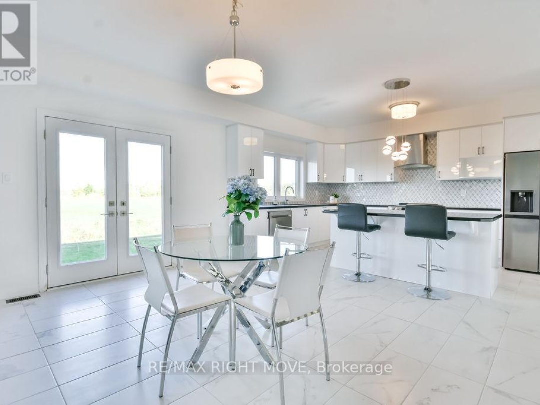 3721 QUAYSIDE DRIVE, 