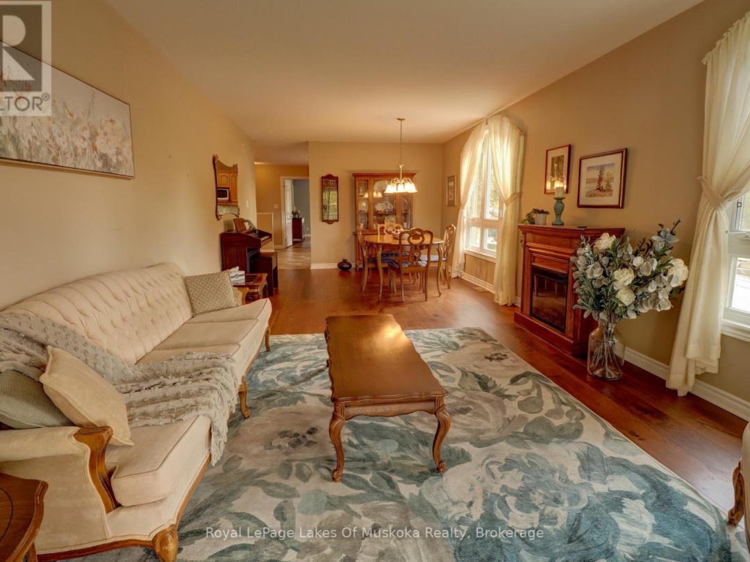 106 - 31 DAIRY LANE, Muskoka River