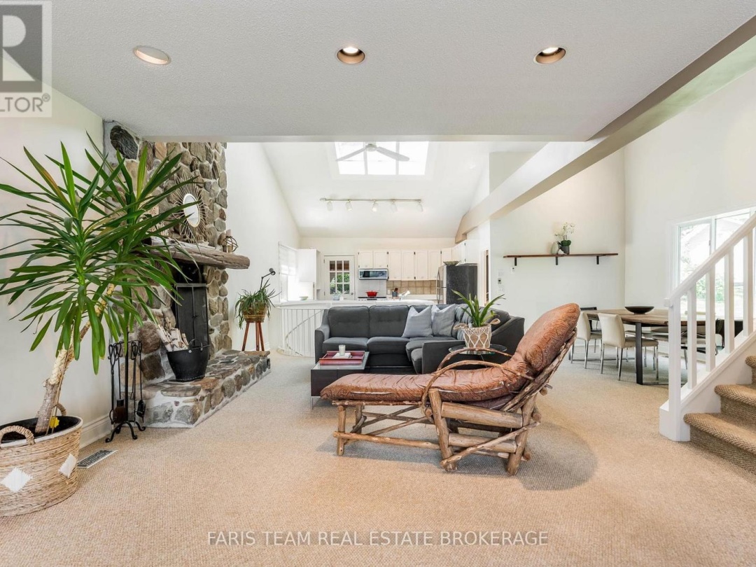 127 SHORELINE DRIVE, 