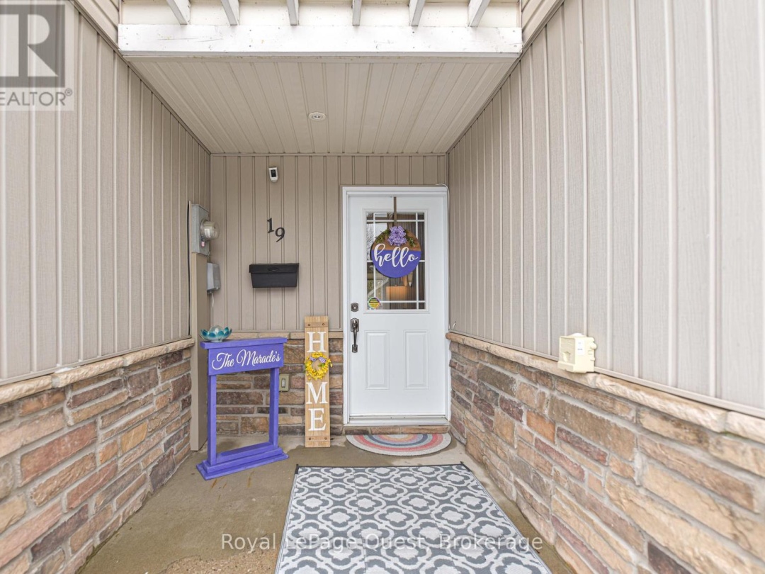 19 12 Lankin Boulevard, Orillia