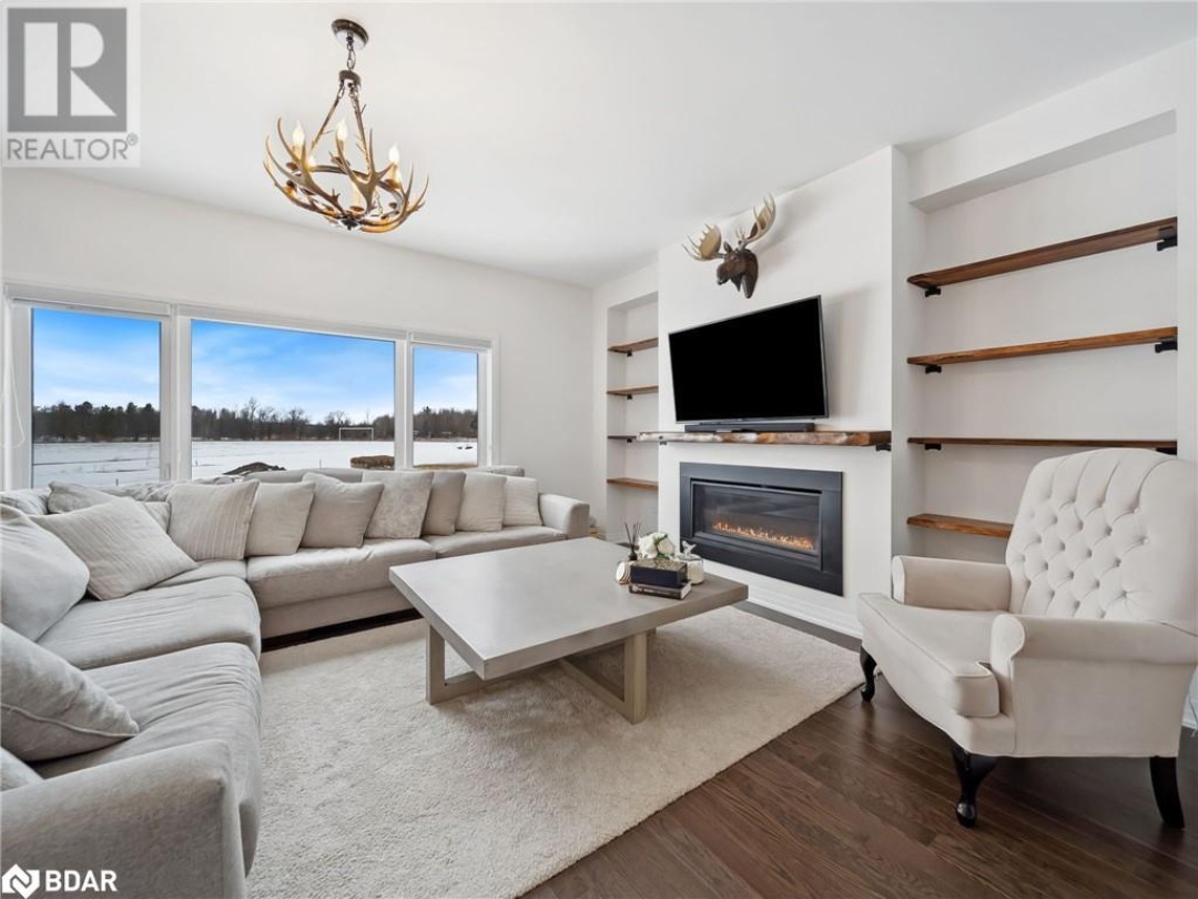 3727 Quayside Drive, Severn