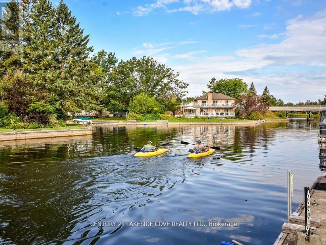 UNIT #7 - 70 LAGUNA PARKWAY, 