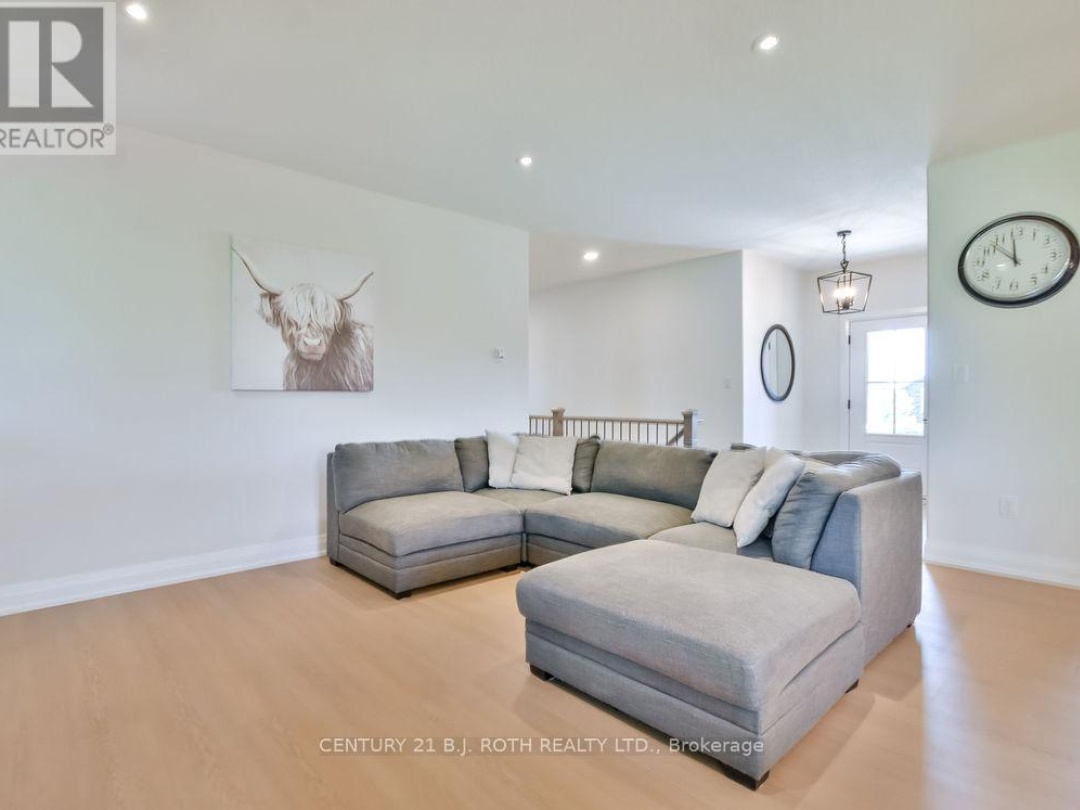 51 CHESLOCK CRESCENT, 
