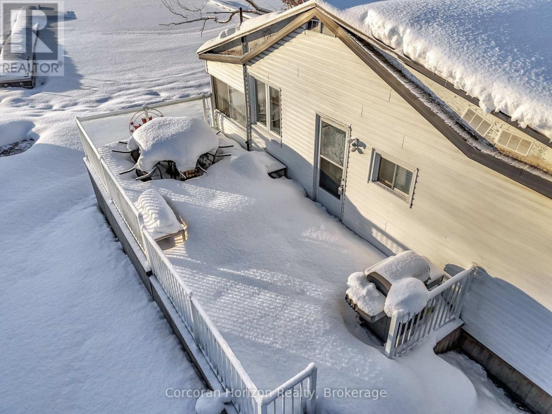 68 Wolverine Beach Rd, Georgian Bay