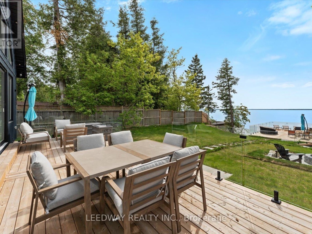 24410 Thorah Park Boulevard, Lake Simcoe