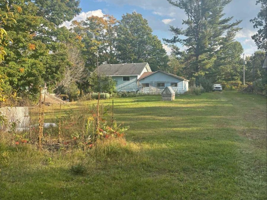3138 ROBB COURT, 