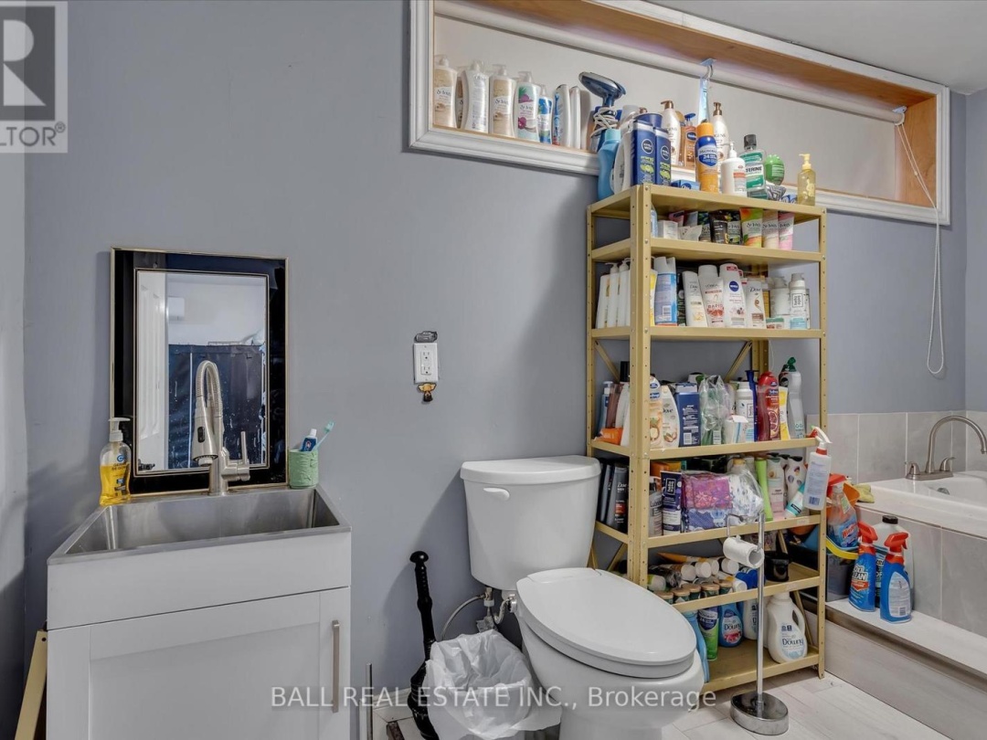 32 CHERRYHILL STREET, 