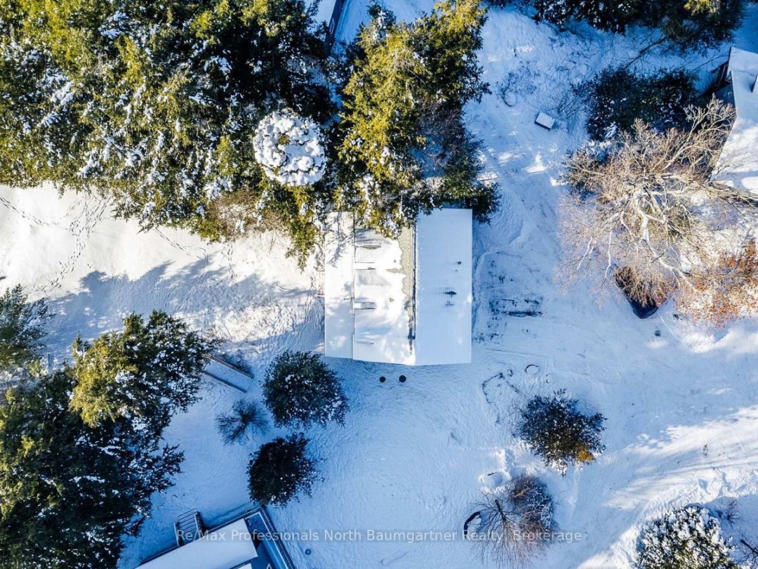 D 1033 Carnegie Lane, Kashagawigamog Lake