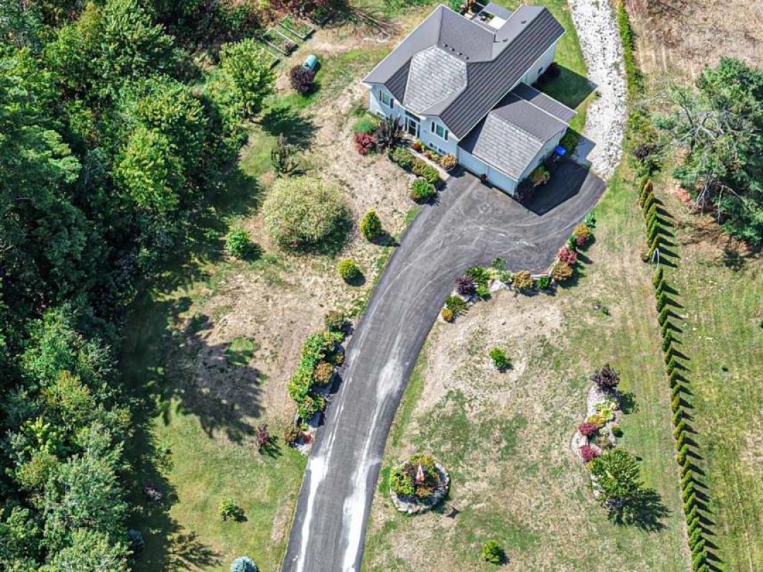 7576 CRONK SIDE ROAD, 