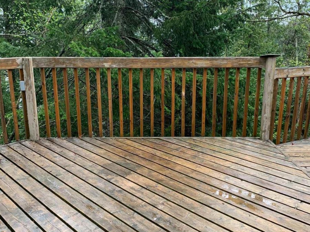 6213 Kennisis Lake Road, Kennisis Lake