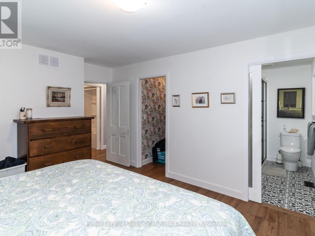 15 DOUGLAS DRIVE, 