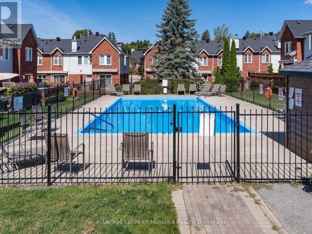 50 SHORELINE DRIVE, Muskoka River