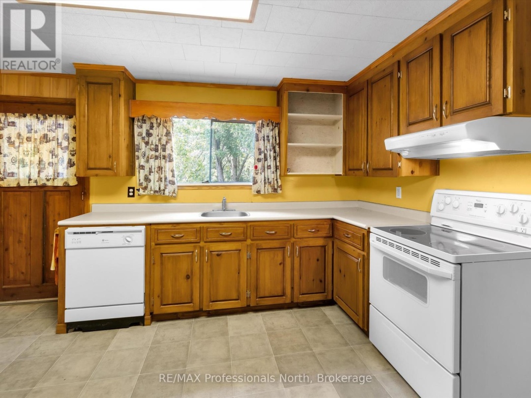 1716 GRAVENHURST PARKWAY, 