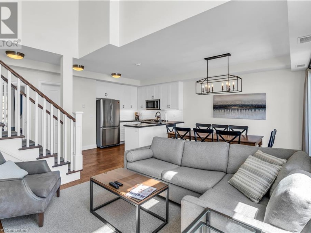 1869 Muskoka 118 Road Unit# Btw 201, Lake Muskoka