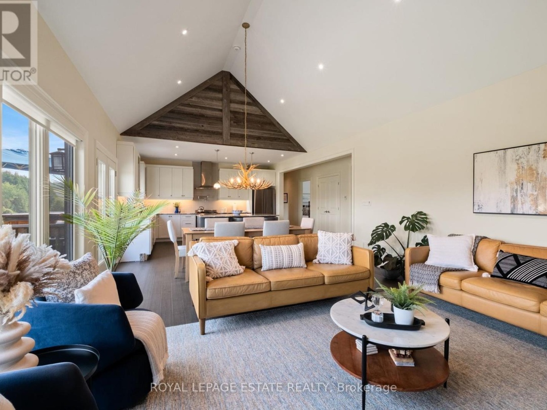 3 GEORGIAN GRANDE DRIVE, 
