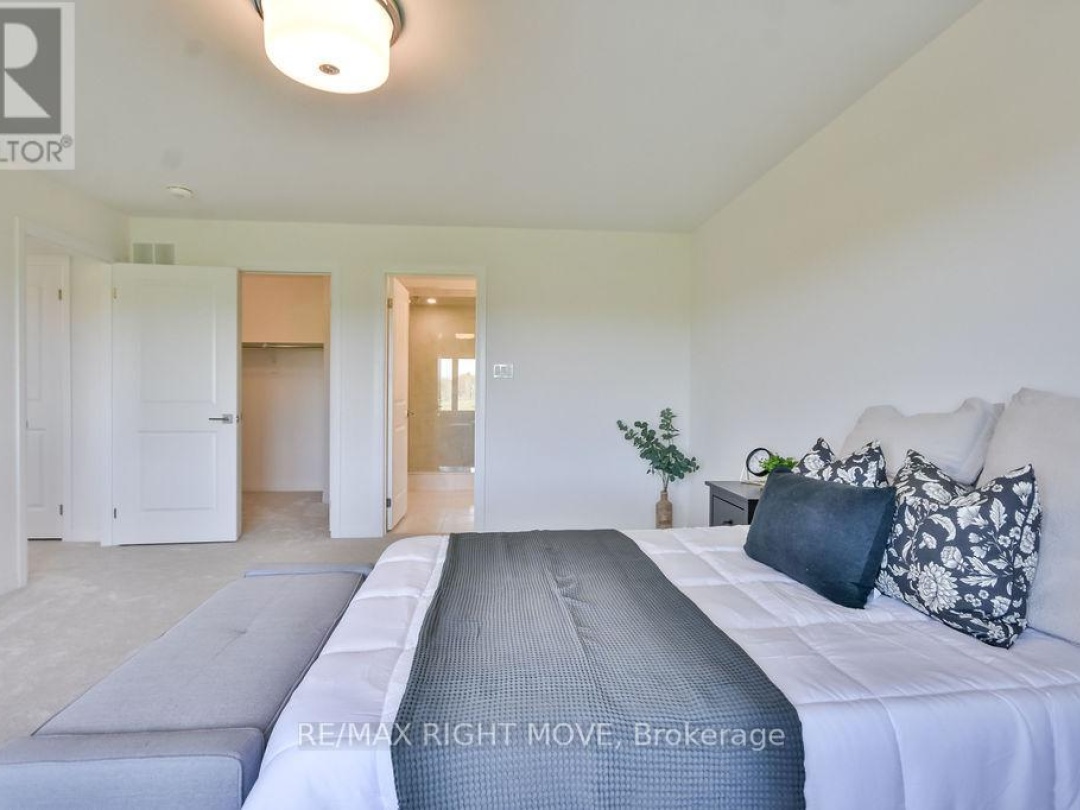 3721 QUAYSIDE DRIVE, 