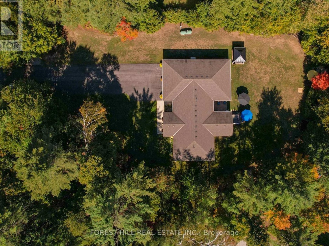 1025 TOWER CRESCENT, 