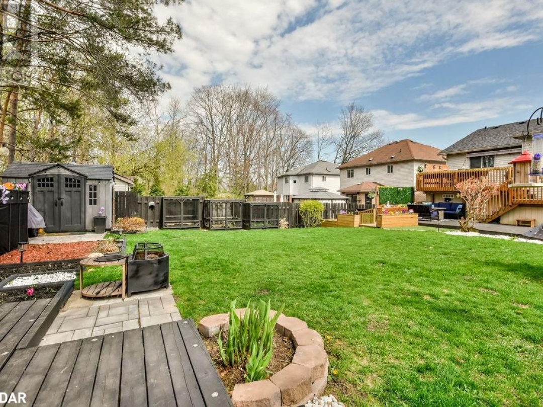 12 Frontier Avenue, Orillia