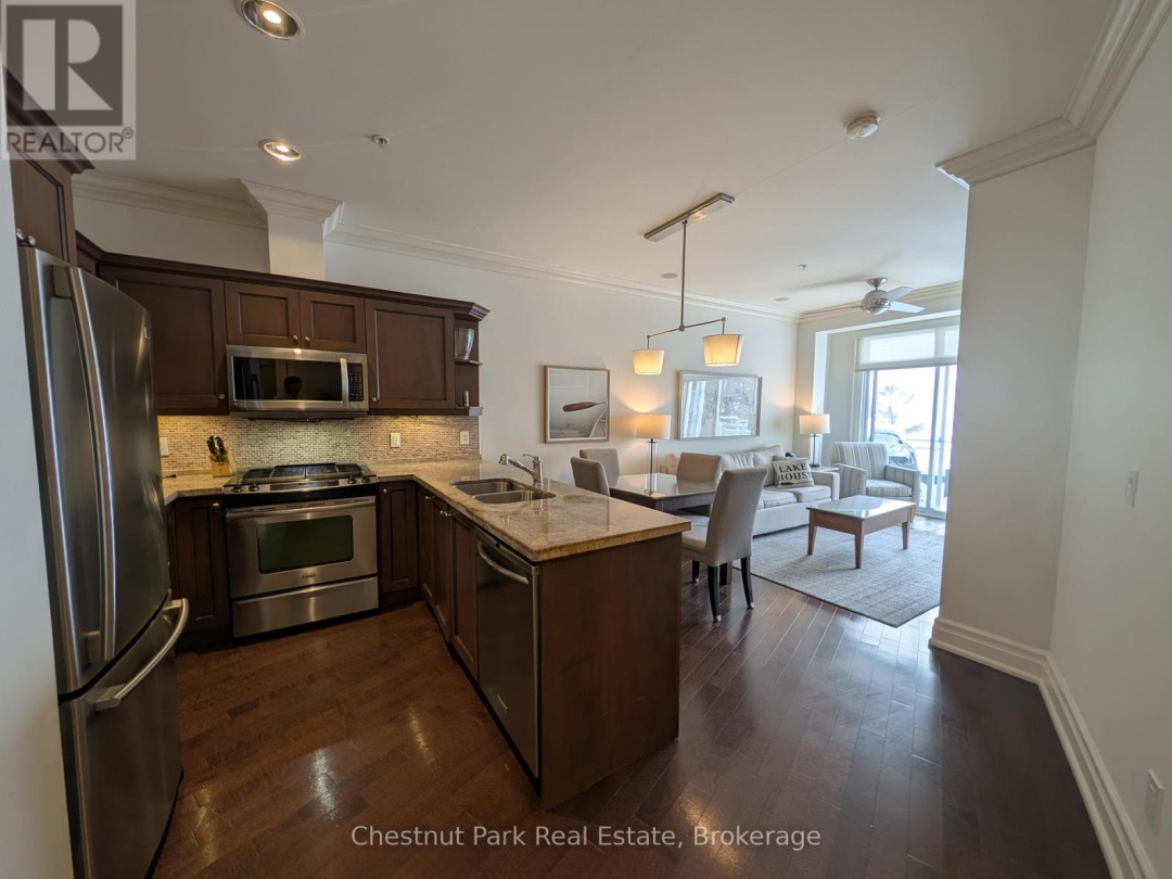 E206B1 - 1869 MUSKOKA 118 ROAD W, Lake Muskoka