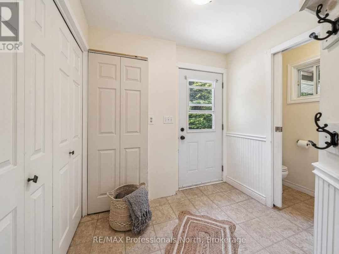 504 SOUTH WASEOSA LAKE ROAD, 