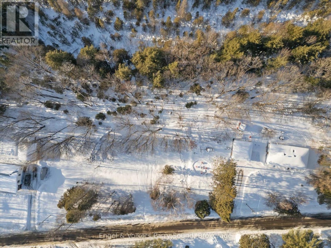40 MILLER DRIVE, McDougall