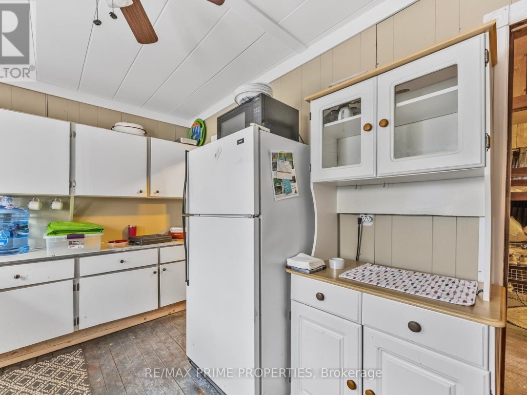 1947 WOODS BAY ROAD, Lake Couchiching