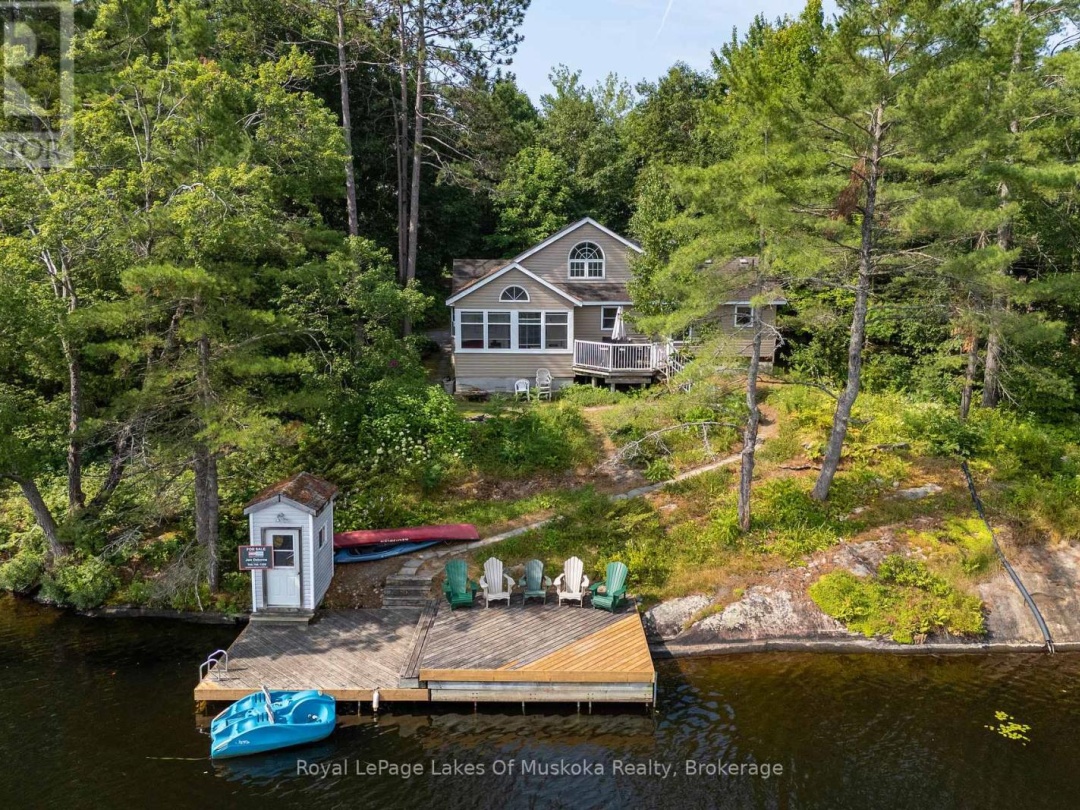 49 PINETREE ROAD, Loon Lake