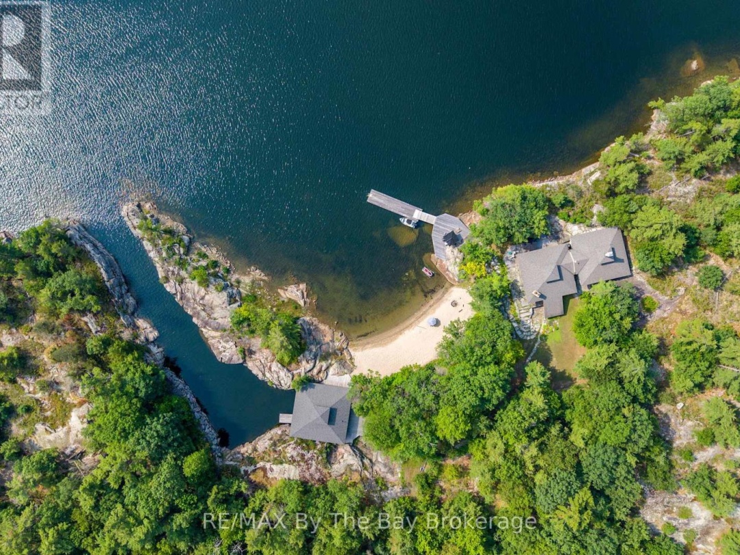 1216 ISLAND 2060/BIG SHIP ISLAND, 