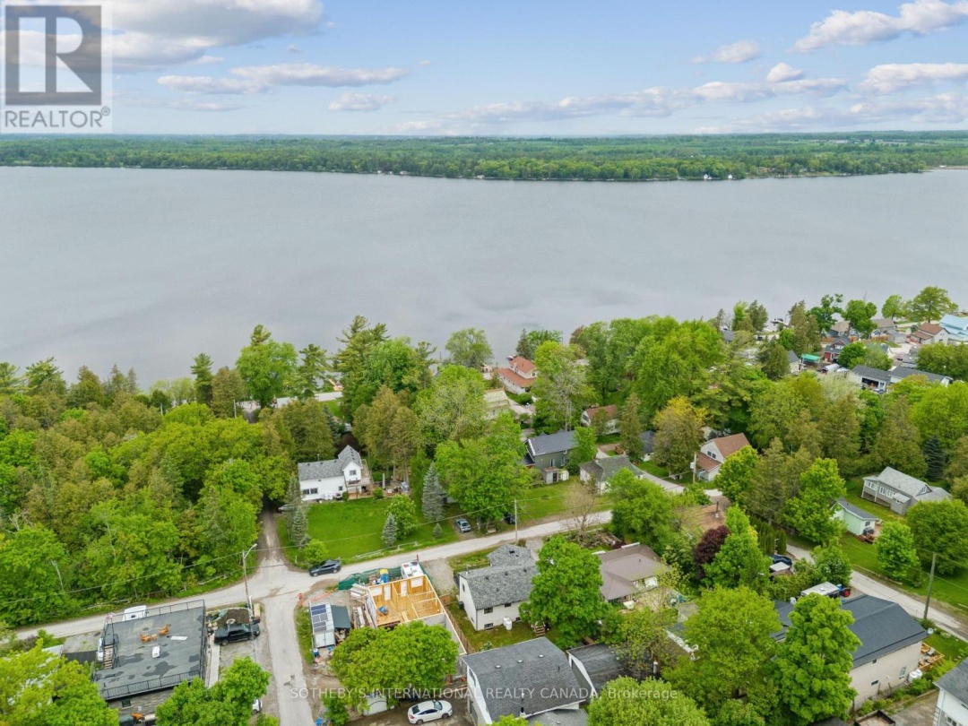 25 SILVER BIRCH STREET, 