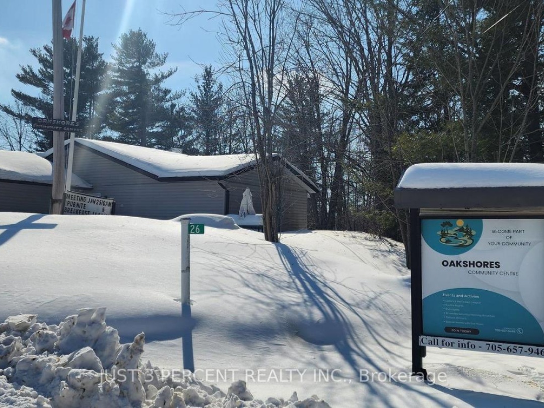 55 Northern Avenue, Little Bald Lake