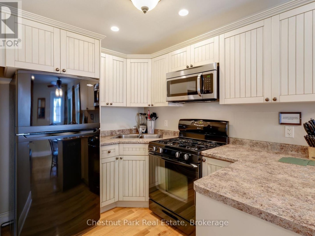 1052 RAT BAY 105-8 ROAD, Lake of Bays