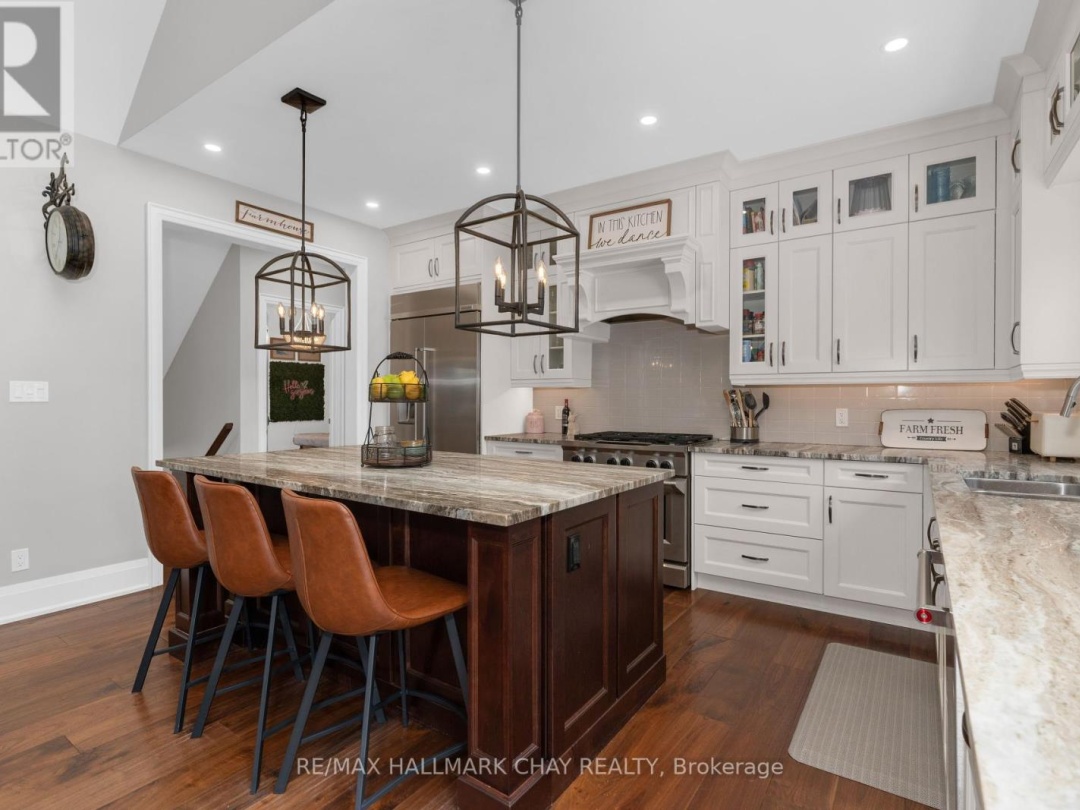 10 Georgian Grande Drive, Oro-Medonte