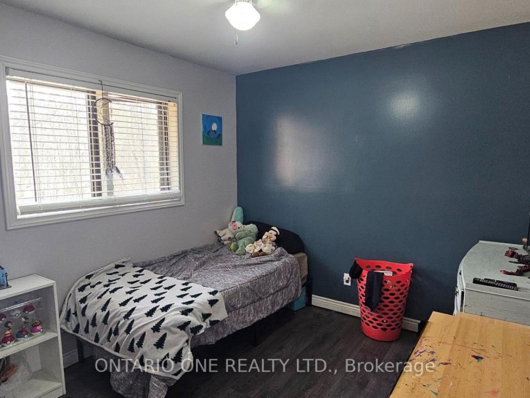 1045 COWBELL LANE, 