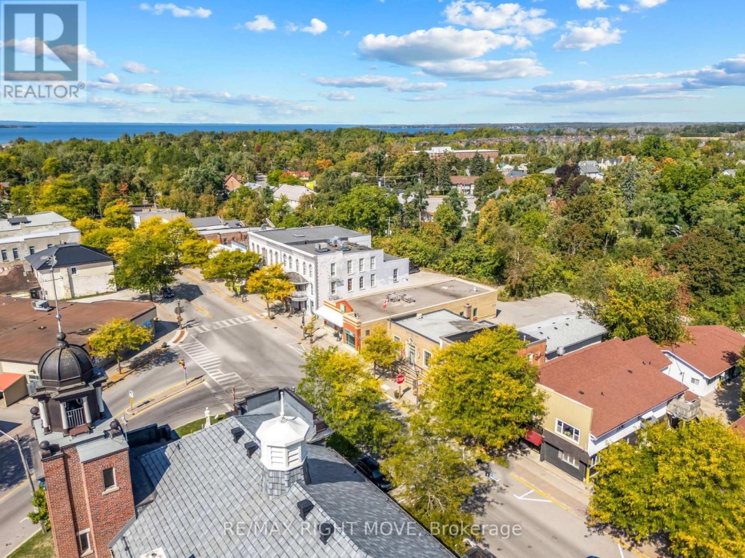 504 SIMCOE STREET, 