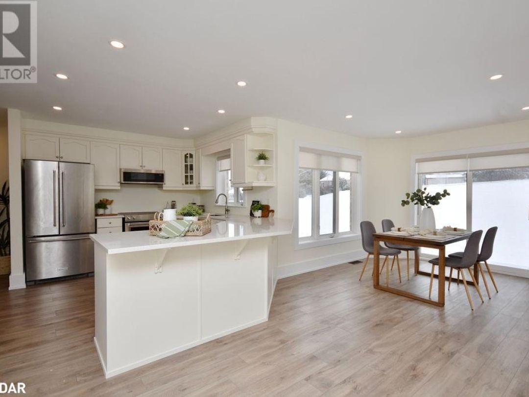 1348 Hawk Ridge Crescent, Severn