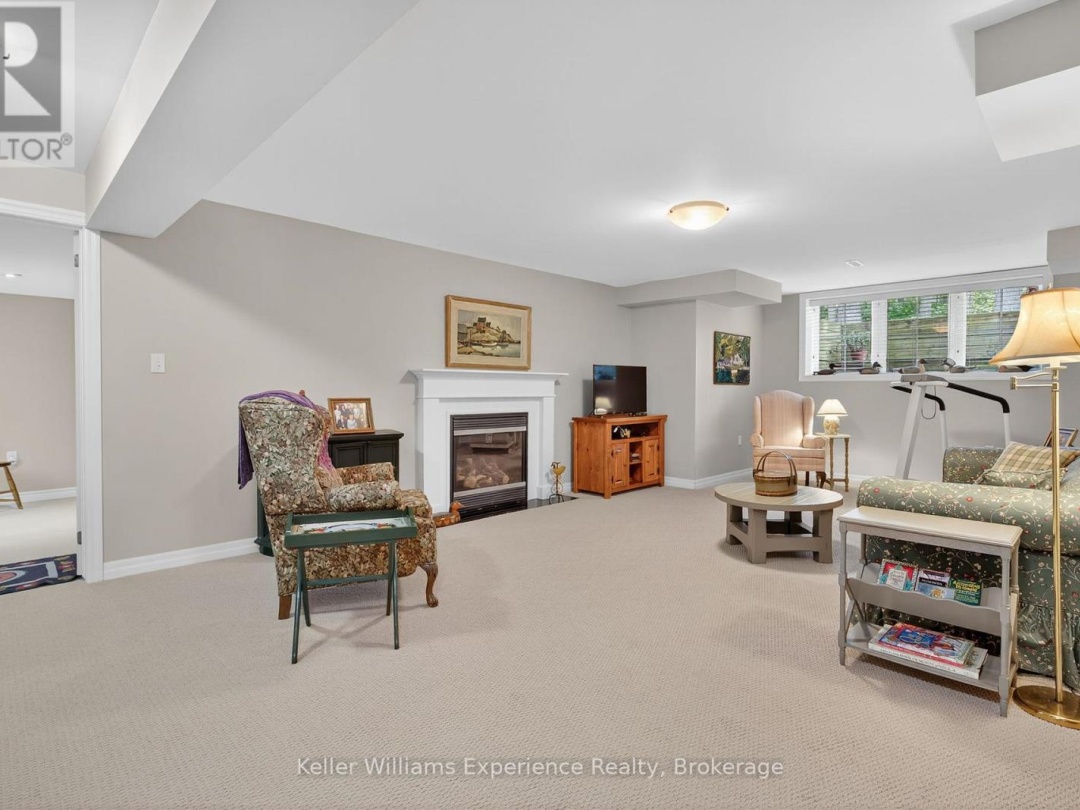 40 WINDSONG CRESCENT, 