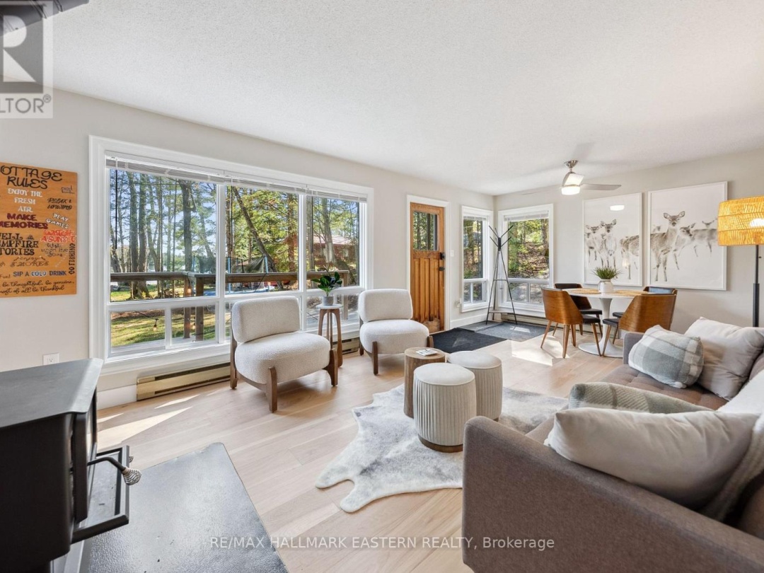 1025 DICKIES LANE, 