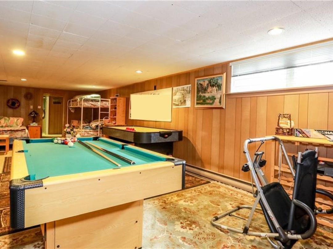 155 Parkside Dr Drive, Lake Simcoe