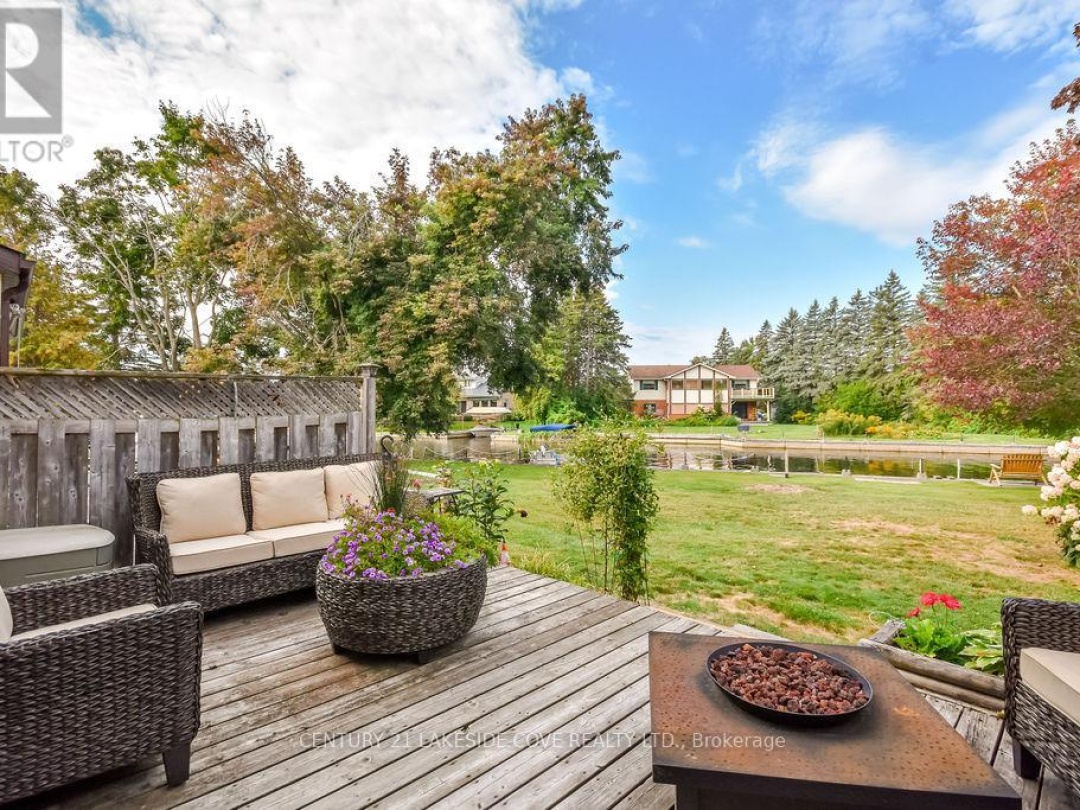 UNIT #7 - 70 LAGUNA PARKWAY, 