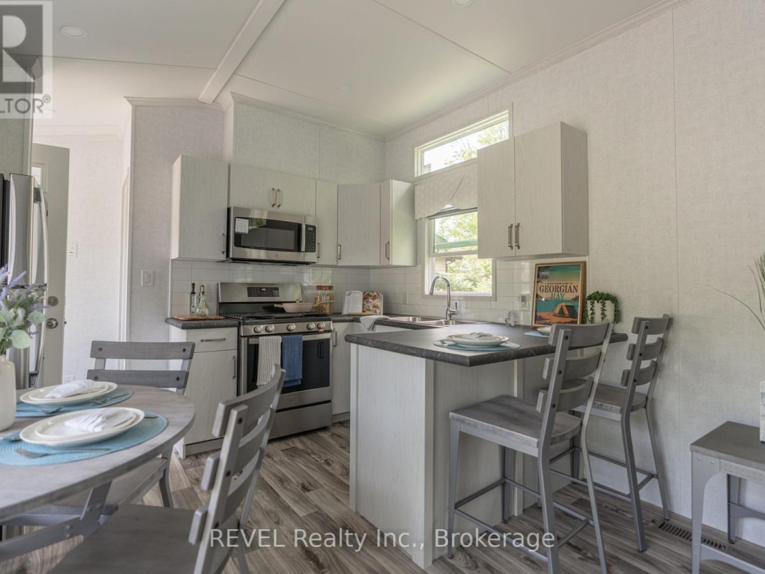 RL88 - 105 BLUE LAKE ROAD, 