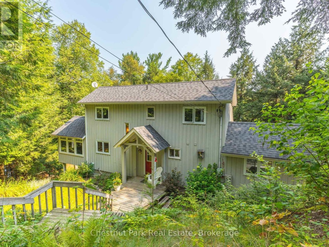 1003 Arnott Lane, Redstone Lake