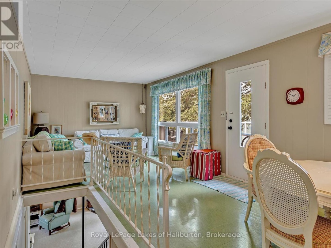 1093 LAMAR DRIVE, 
