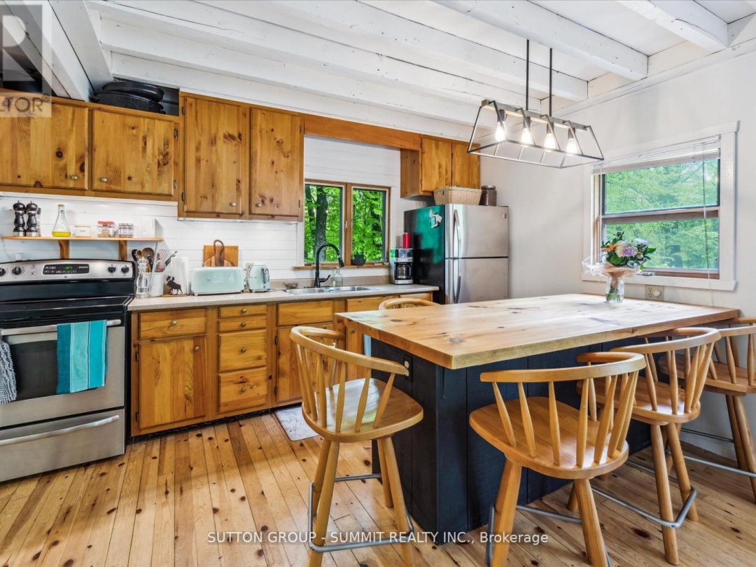 17 SUGARBUSH LANE, 