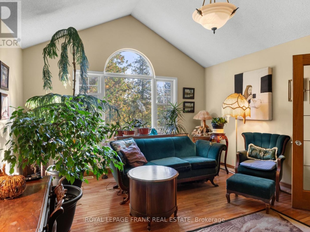 2269 THURSTONIA ROAD,