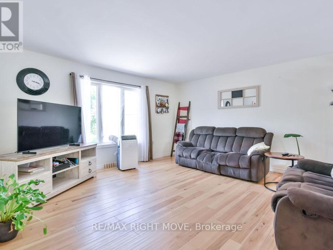 2909 FAIRGROUNDS ROAD, 